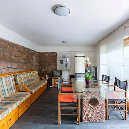 Quiet, Spacious House Near The Center Balatonalmádi