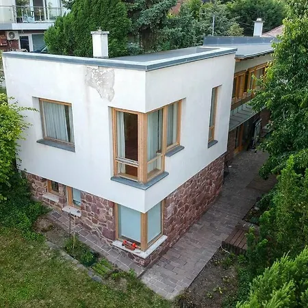 Feriehus Quiet, Spacious House Near The Center