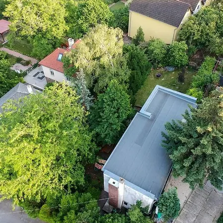Feriehus Quiet, Spacious House Near The Center Balatonalmádi